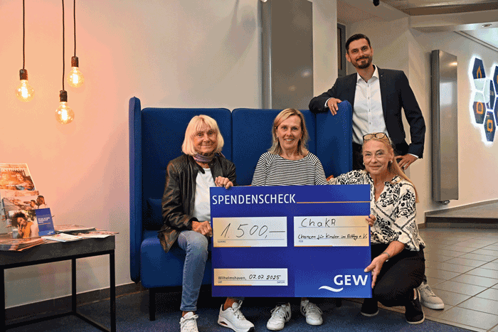 Großzügige Spende von der GEW