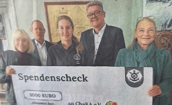 Spendenscheck über 1.000 Euro an ChaKA e.V. übergeben