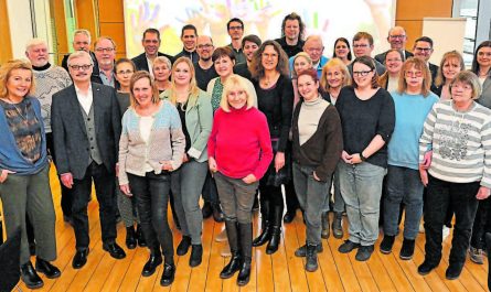 Projekte stärken das Zusammenleben in der Stadt SOZIALES Bürgerstiftung der Sparkasse Wilhelmshaven unterstützt 19 lokale Vorhaben mit insgesamt 15.000 Euro